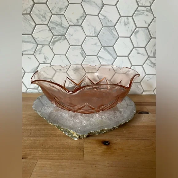 Pink Depression Bowl - Picture 13 of 13